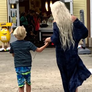 Meet your Posher, Alli